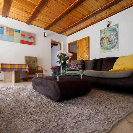 Casa vacanze Beautiful In With Sauna